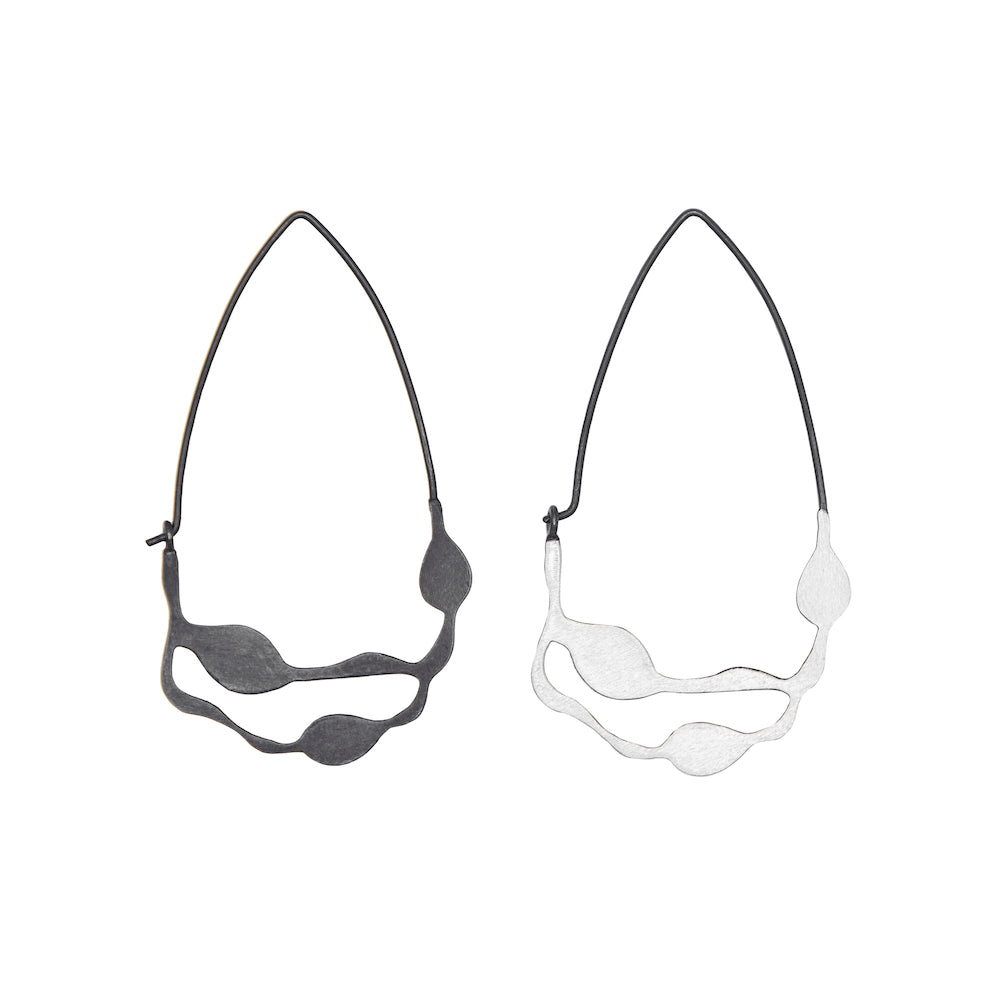 Wakame Earrings in Silver