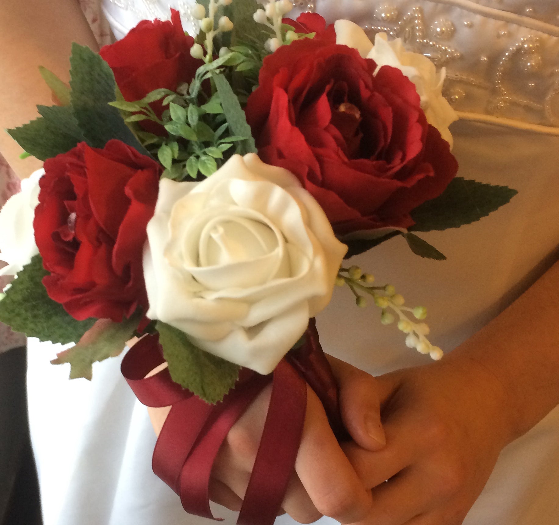 red and white bridal bouquet