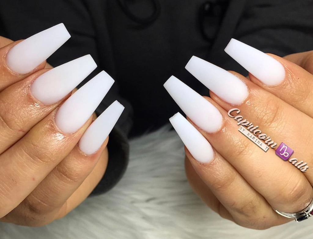 nut white nail color