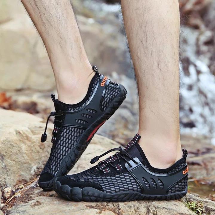 men's summer breathable mesh fabrics quick drying water fitness sneakers