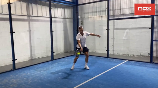 Como hacer el golpe de drive o de derecha en padel