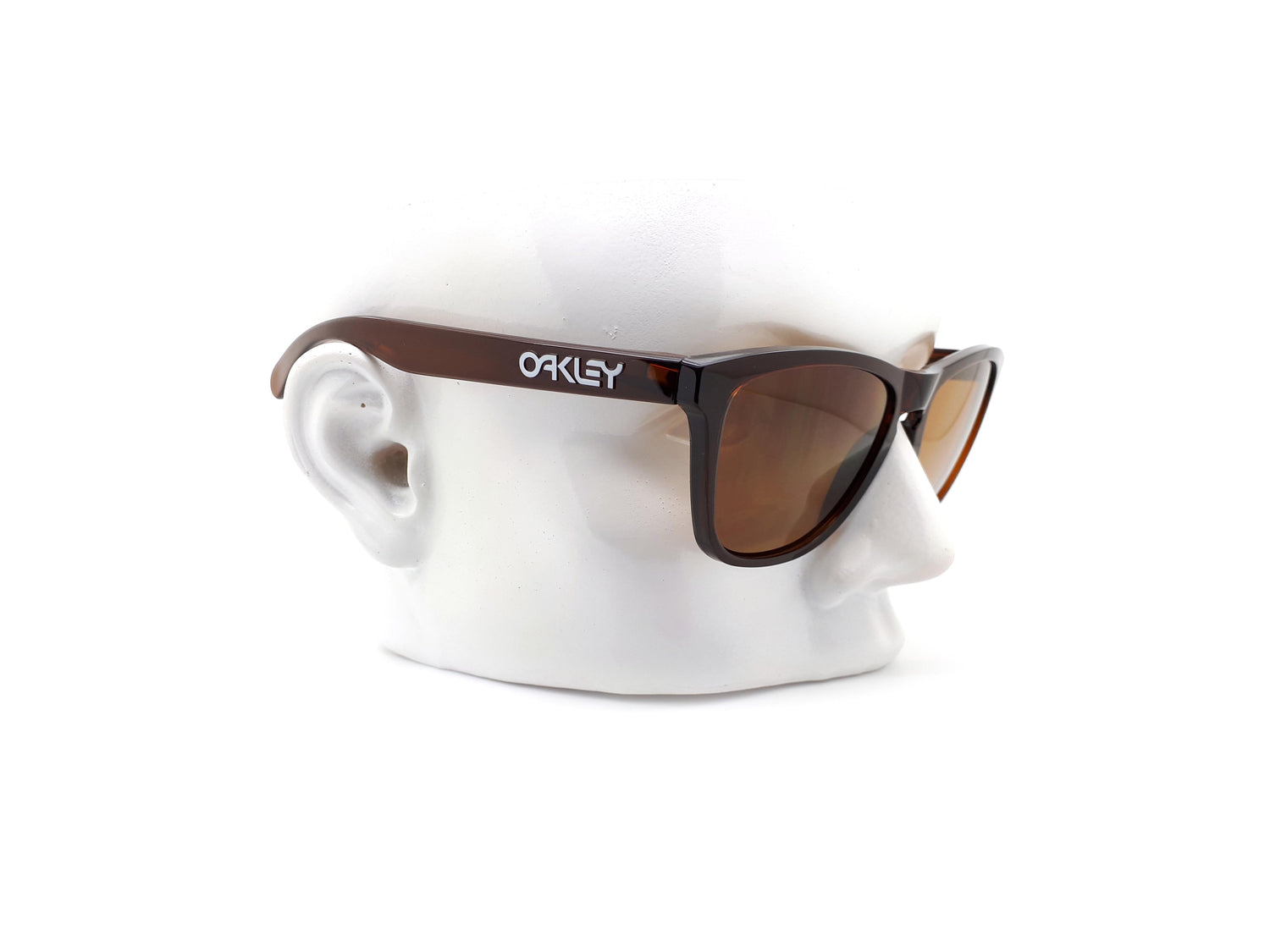 Oakley Frogskins Polished Rootbeer 24 303 Sunglasses with Bronze Lenses –  Ed & Sarna Vintage Eyewear
