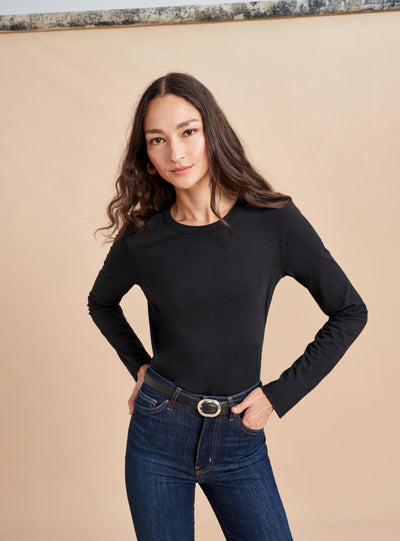 What makes the perfect tee? Why don't you ask our co-founders? Meredith's long sleeve version in super soft cotton is not too fitted, not too oversized-perfect for layering with a pop of color.