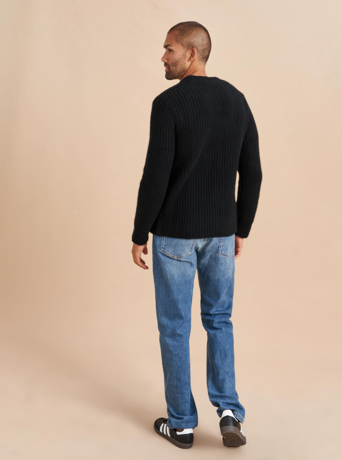 Our best-selling Toujours Sweater just got a lot better. Get your loved one on board with our men's version in our signature cozy cashmere. Give him the gift that keeps on giving. 