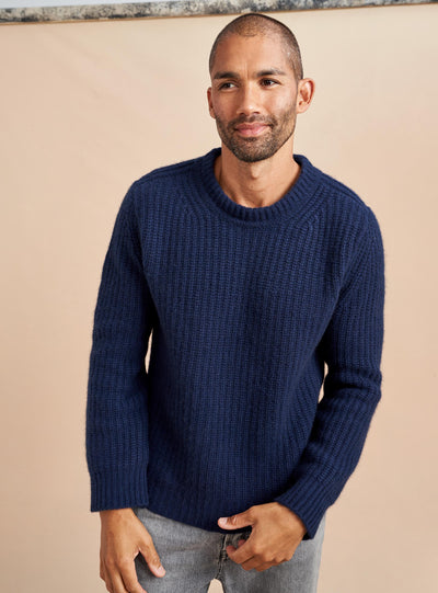 Our best-selling Toujours Sweater just got a lot better. Get your loved one on board with our men's version in our signature cozy cashmere. Give him the gift that keeps on giving. 