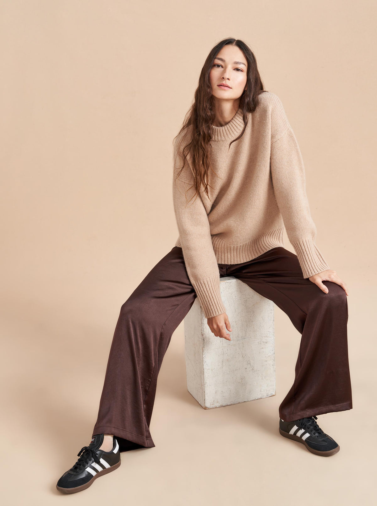 Our infamous Marin Sweater now in solid colors so get on board whether you are in the mood for all over stripes or not in our best-selling, 7-ply wool-cashmere sweater. Comfort and style, not mutually exclusive.