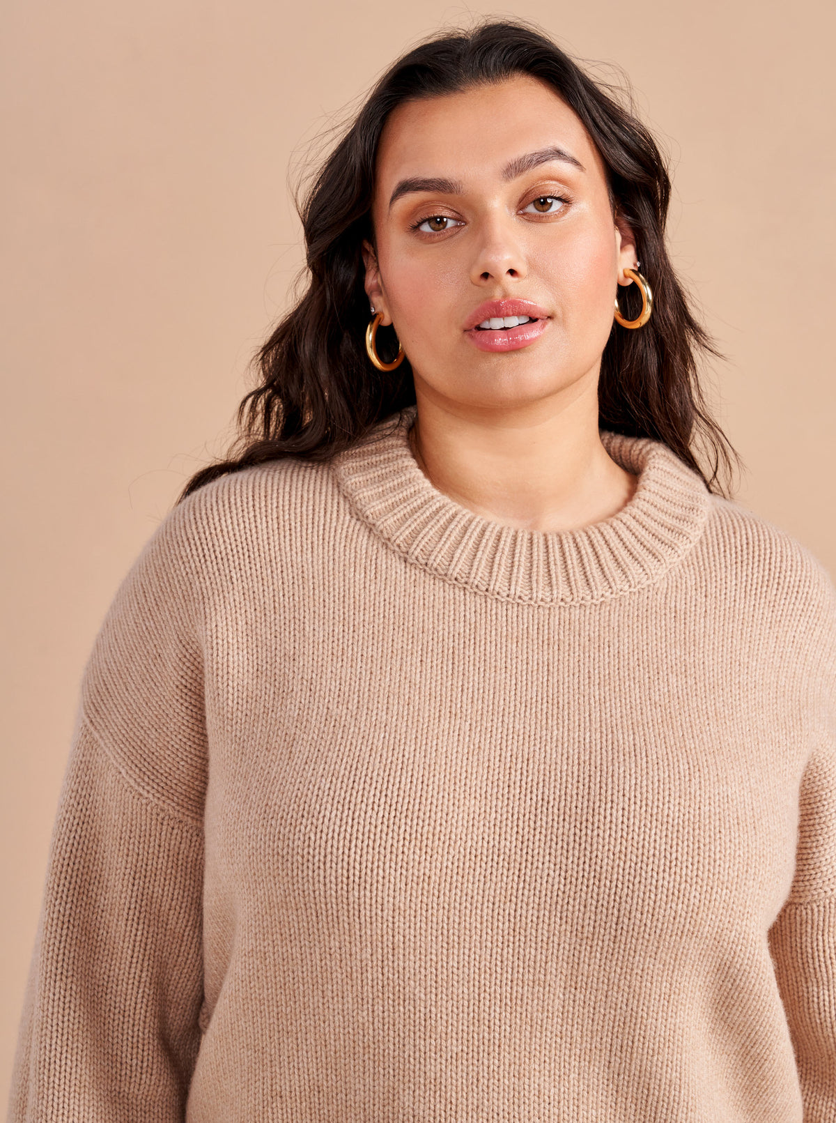 Our infamous Marin Sweater now in solid colors so get on board whether you are in the mood for all over stripes or not in our best-selling, 7-ply wool-cashmere sweater. Comfort and style, not mutually exclusive.