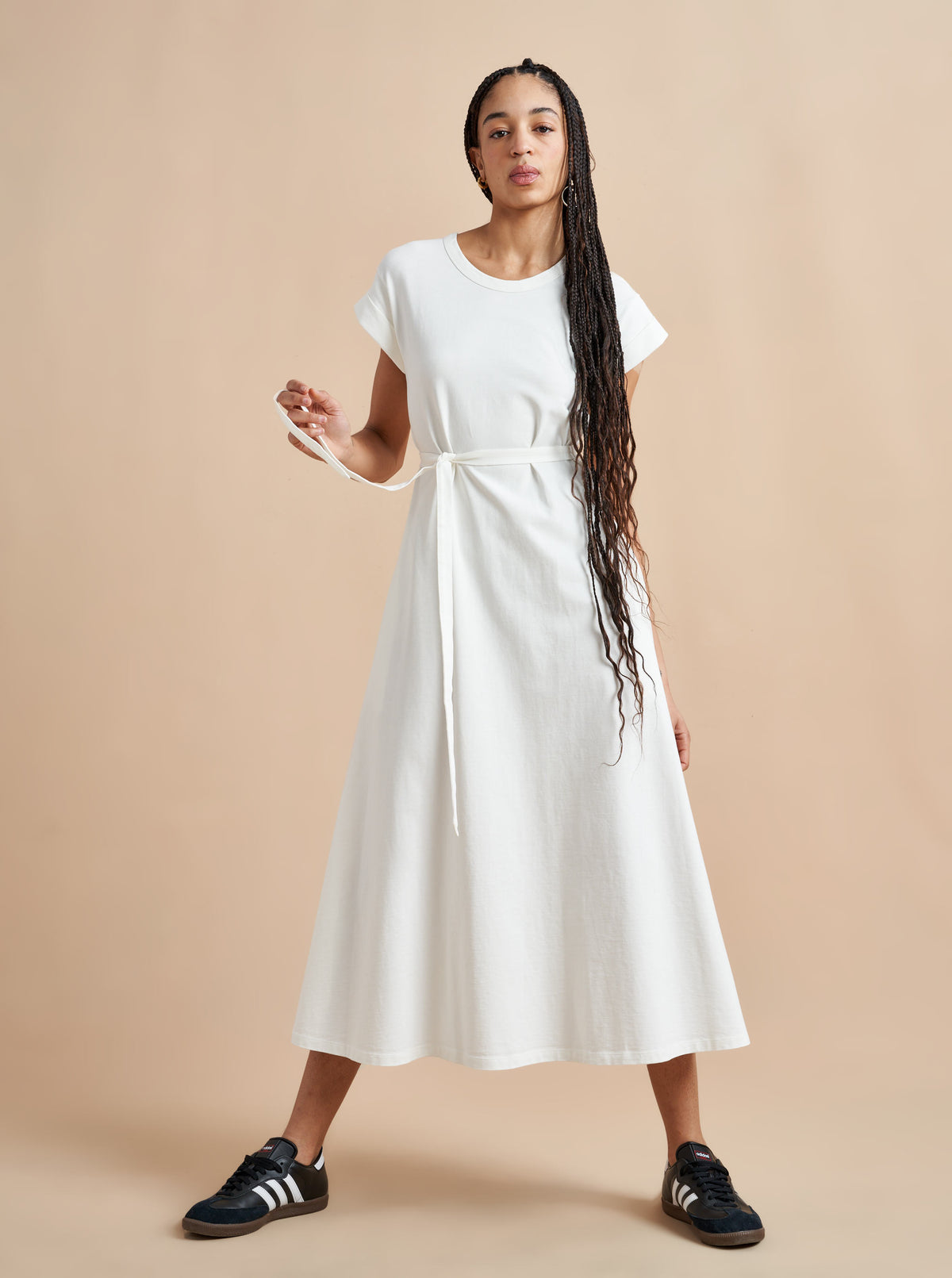 The search for the perfect t-shirt dress is over. This maxi style, in 100% organic cotton, features a slightly A-line silhouette and comes with a removable belt so you can decide how much shape you want and not to worry, like most of our best selling dresses, this too comes with pockets. You can thank us later.