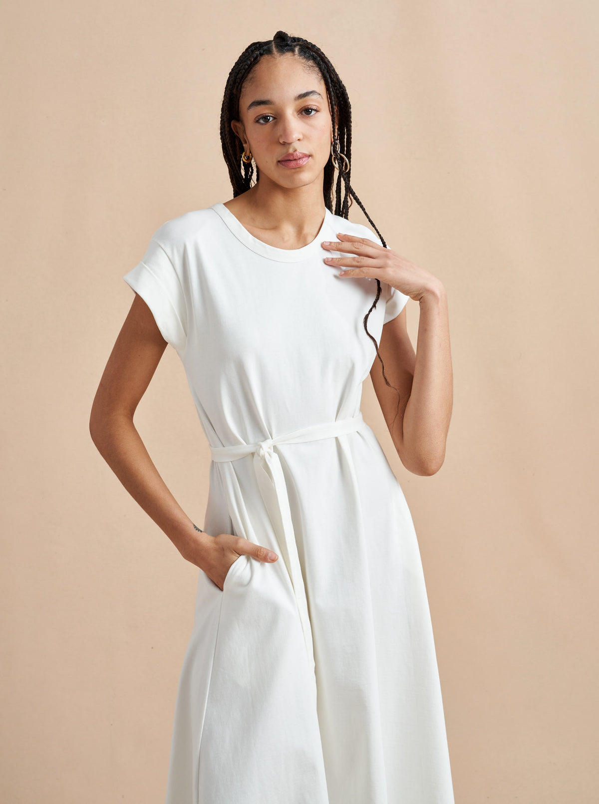 The search for the perfect t-shirt dress is over. This maxi style, in 100% organic cotton, features a slightly A-line silhouette and comes with a removable belt so you can decide how much shape you want and not to worry, like most of our best selling dresses, this too comes with pockets. You can thank us later.