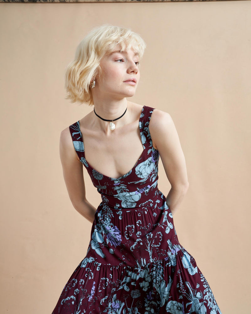Inspired by musician and La Ligne muse, Laura Lee, this sexy stunner made from 100% sustainable viscose in our season's favorite vegetable toile print is made for getting down and rocking out featuring a wide v-neck and smocked back and waist panels so nothing gets in the way of having a good time.