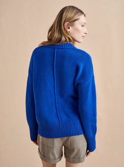 Our infamous Marin Sweater now in solid colors so get on board whether you are in the mood for all over stripes or not in our best-selling, 7-ply wool-cashmere sweater. Comfort and style, not mutually exclusive.
