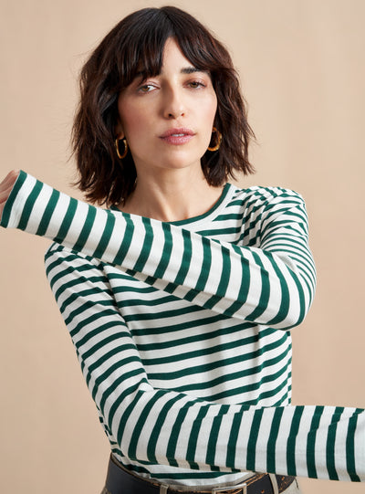 What makes the perfect tee? Why don't you ask our co-founders? Meredith's striped version in super soft cotton is not too fitted, not too oversized with long sleeves, perfect for layering with a pop of color.