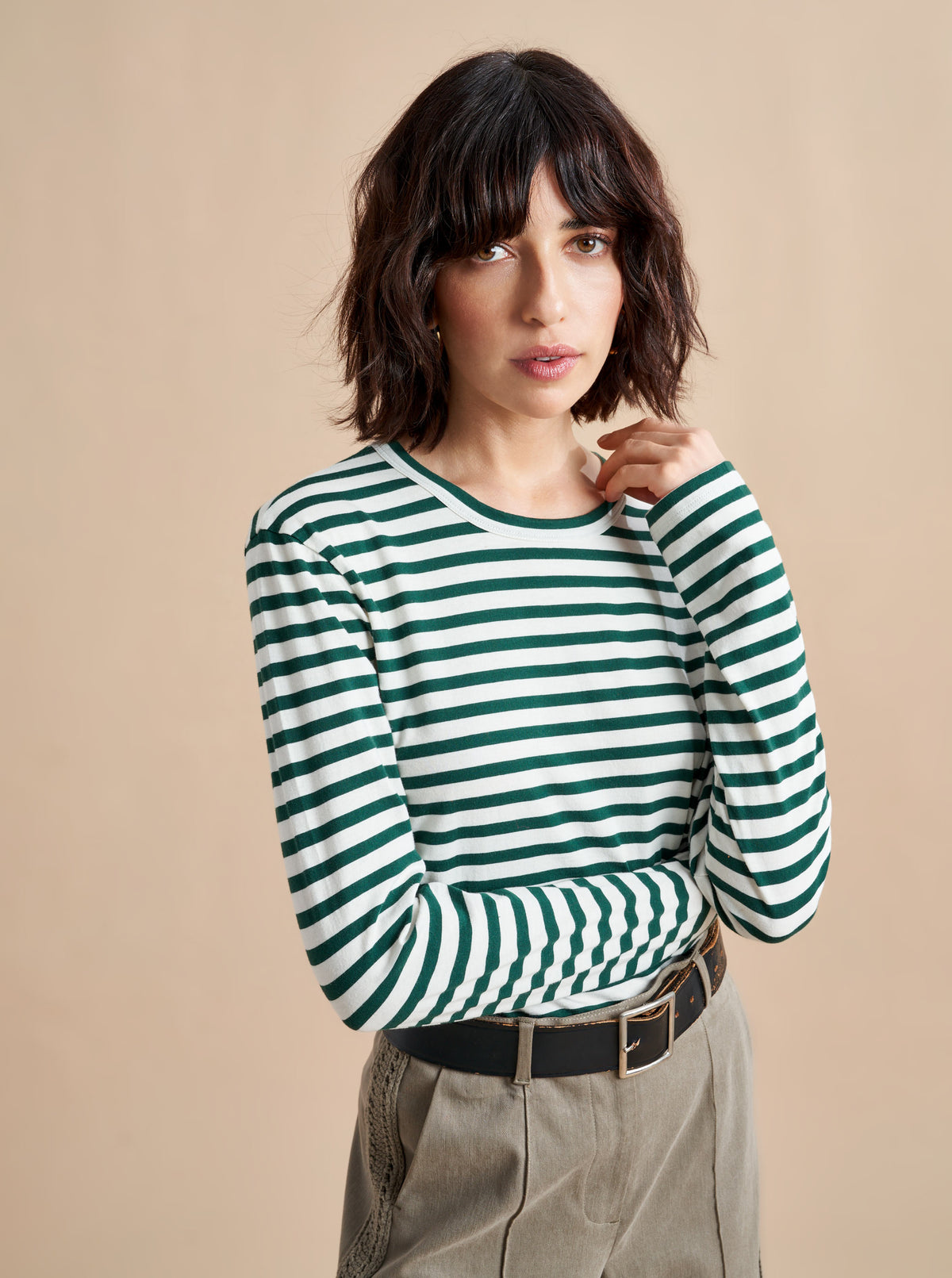 What makes the perfect tee? Why don't you ask our co-founders? Meredith's striped version in super soft cotton is not too fitted, not too oversized with long sleeves, perfect for layering with a pop of color.