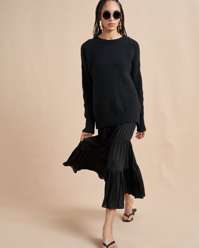 This is it. This is your everyday, never-without, take-with-you-everywhere sweater that will always have your back. Deliciously ribbed cashmere in a loose crewneck silhouette means you need one in every color for tous les jours.