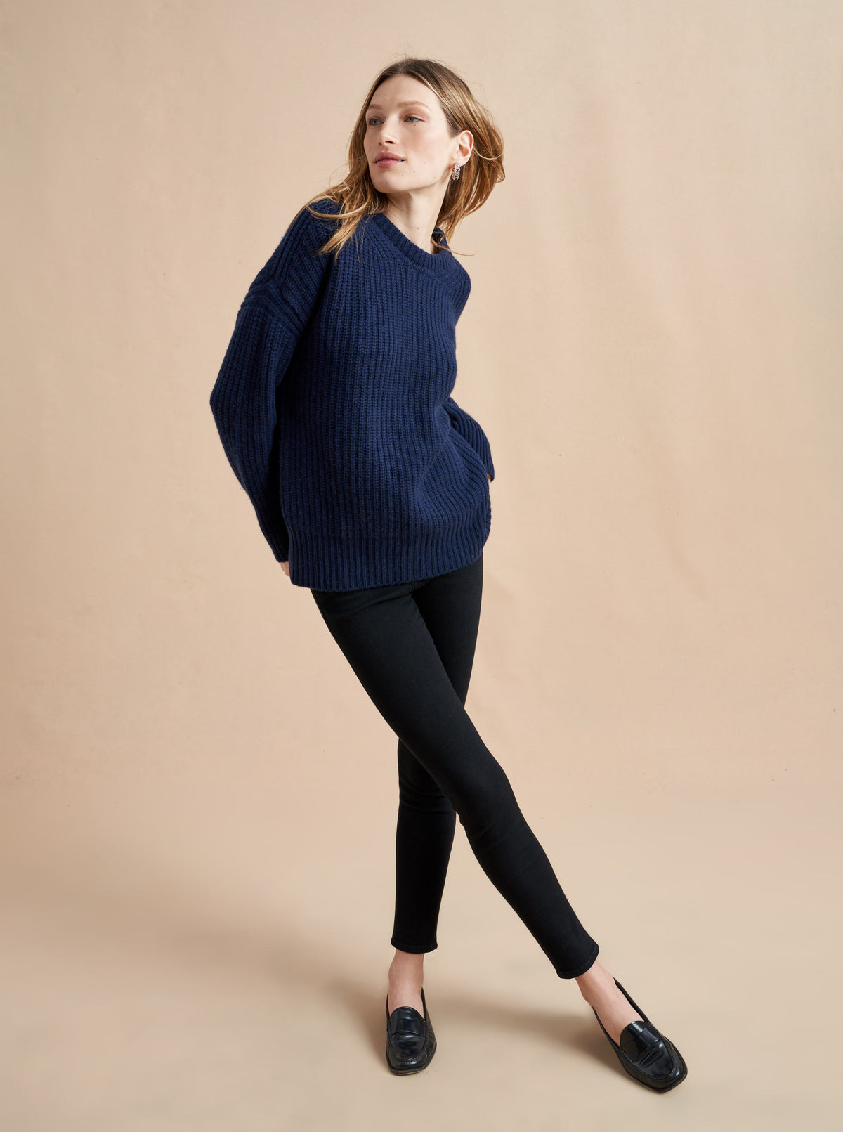 This is it. This is your everyday, never-without, take-with-you-everywhere sweater that will always have your back. Deliciously ribbed cashmere in a loose crewneck silhouette means you need one in every color for tous les jours. 