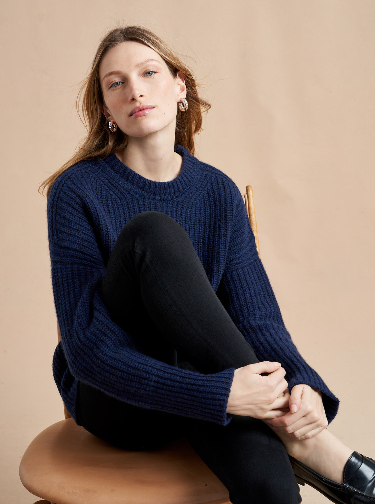 This is it. This is your everyday, never-without, take-with-you-everywhere sweater that will always have your back. Deliciously ribbed cashmere in a loose crewneck silhouette means you need one in every color for tous les jours. 