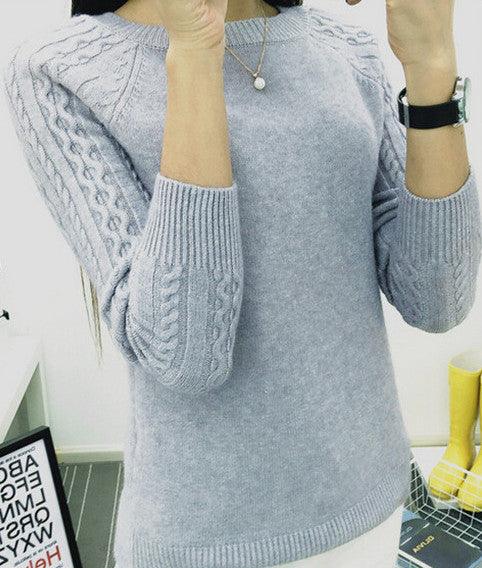 FITTED SWEATER WITH CABLEKNIT SLEEVES