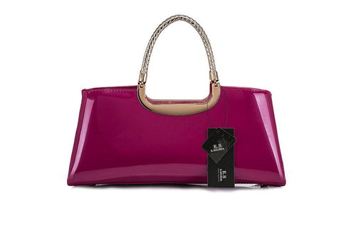 PATENT LEATHER ZIPPERED TOTE