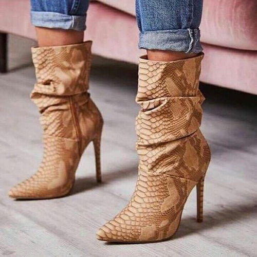 RIGHT OFF THE RUNWAY ANKLE BOOTIE