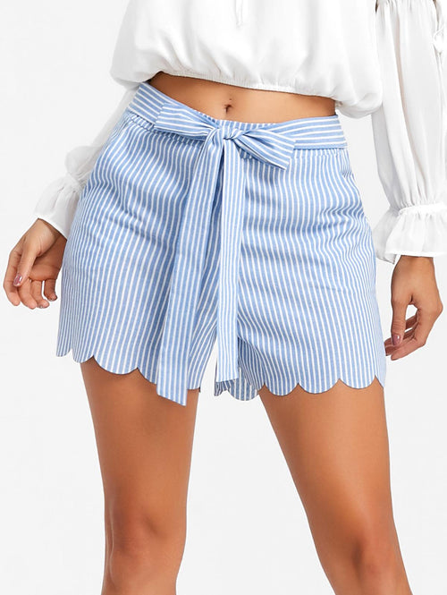 SCALLOP STRIPED IS JUST RIGHT SHORTS