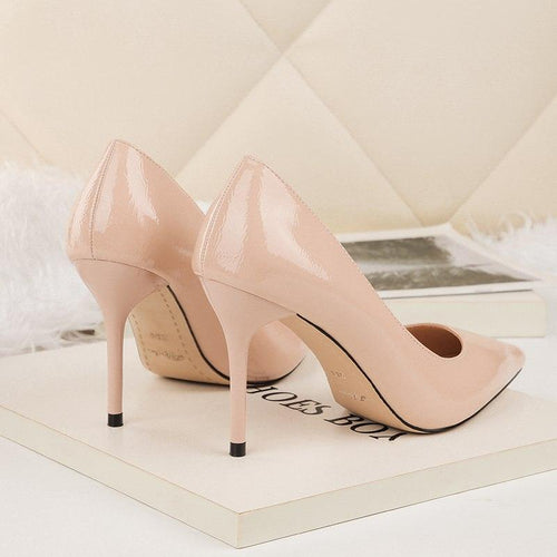 THE PATENT PUMP CLASSIC