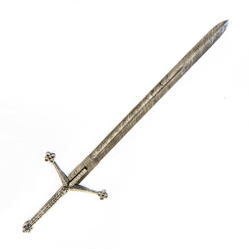 lion-claymore-giant-sword