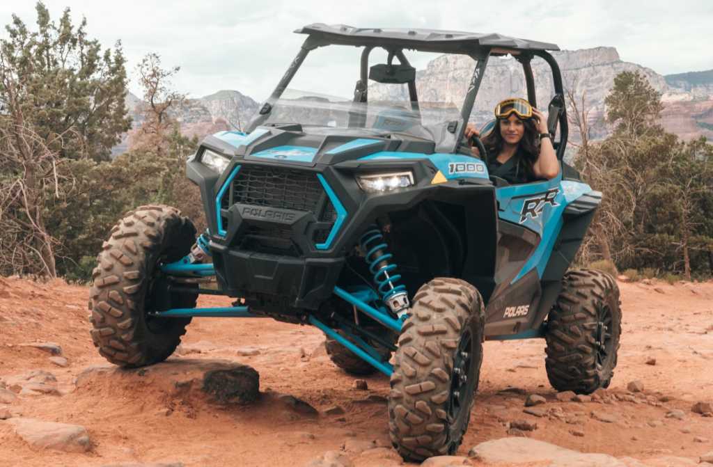 Polaris RZR on the rocky trail