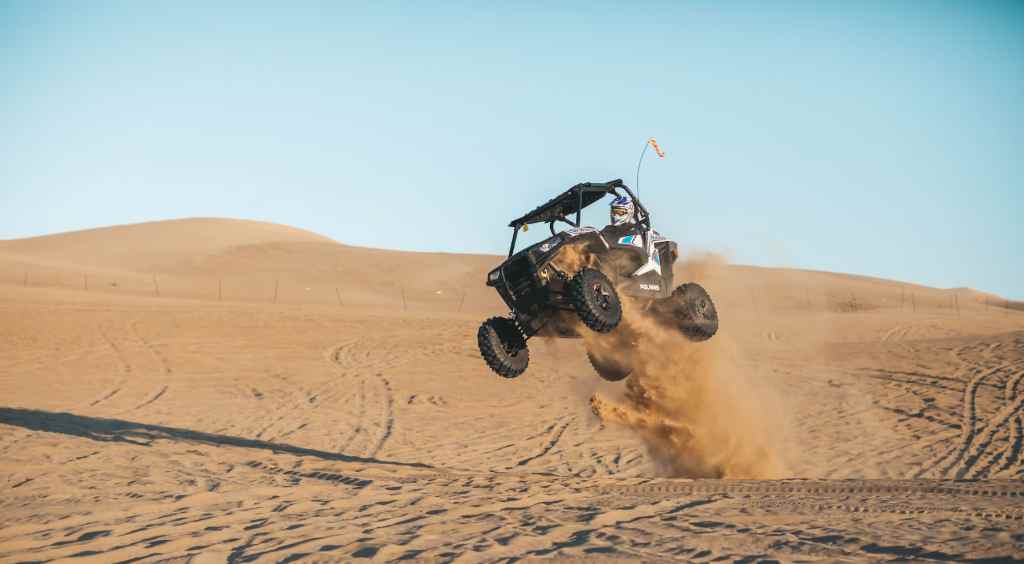 Polaris Ranger Racing on the Dunes-1.