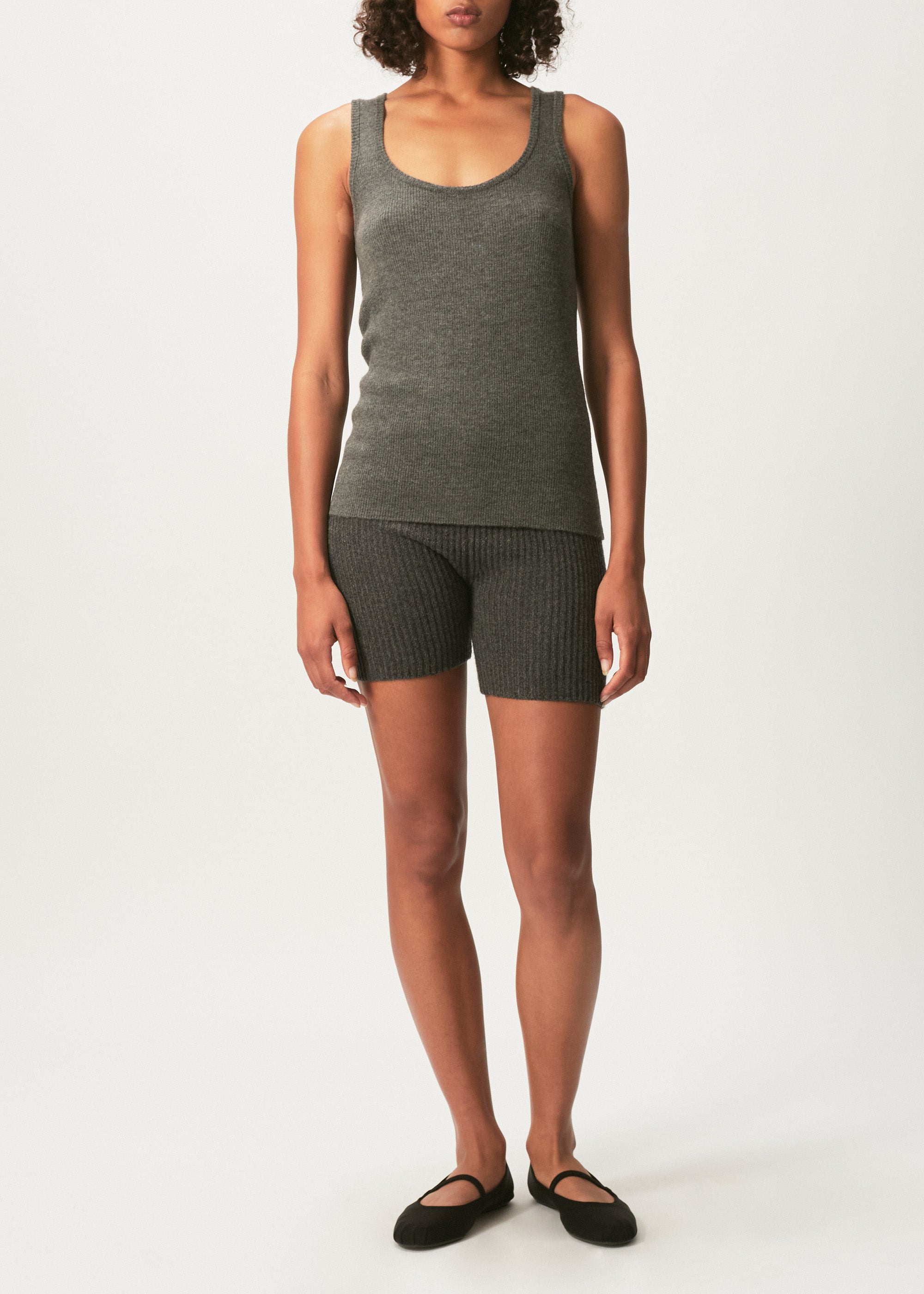 Paula Cashmere Tank Top - Medium / Ebony Grey