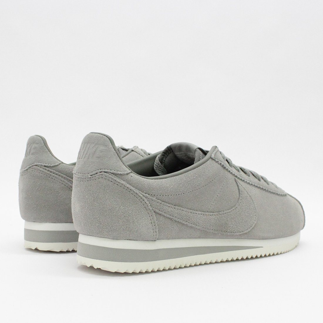 nike cortez gray