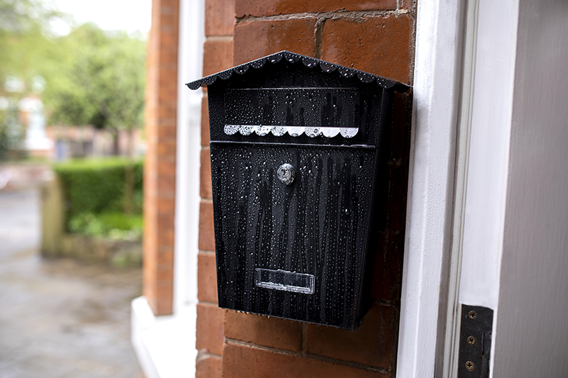 How to Fit a Wall-Mounted Letterbox