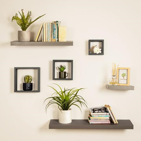 Secrets for styling your shelves