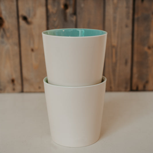 https://cdn.shopify.com/s/files/1/2235/7921/products/GoodCitizen-NestingCups-White-Square-1.jpg?v=1653320963&width=533