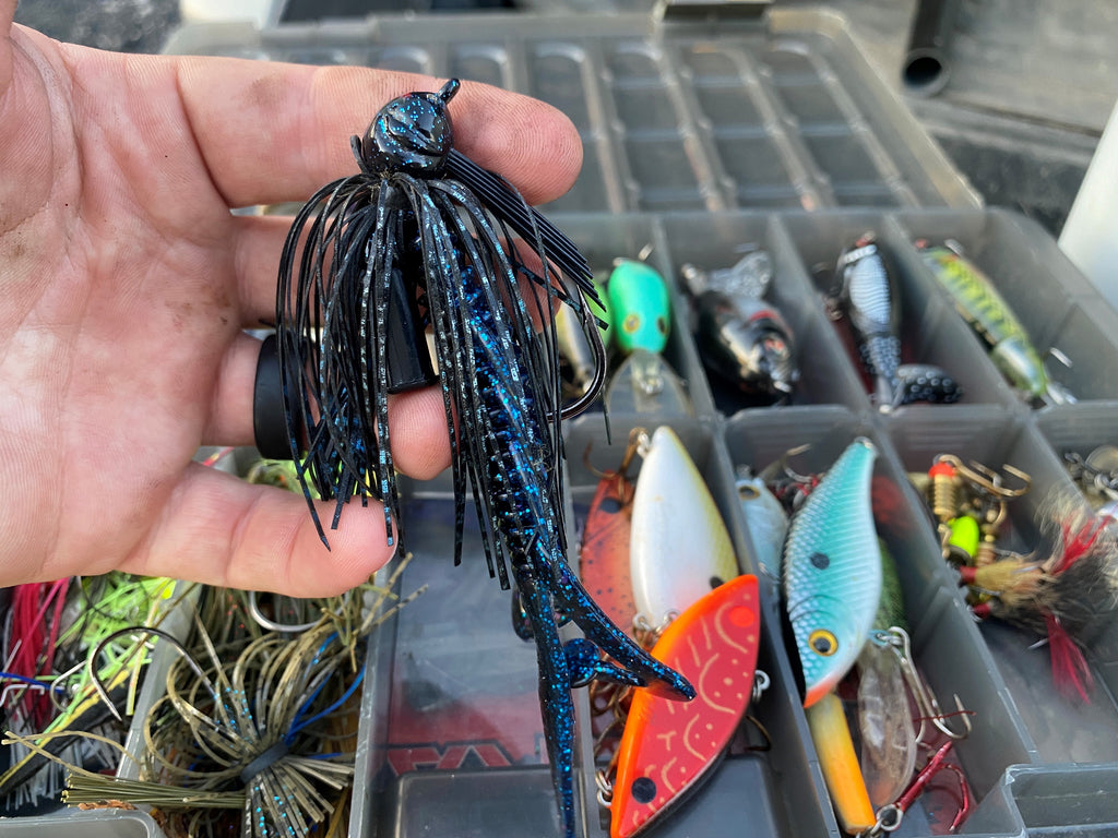 Flippin' Jigs from a Kayak: How to Jig for Bass – Bending Branches