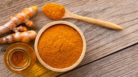 Immunsystem stärken: Kurkuma Wurzel und Pulver (Curcumin)