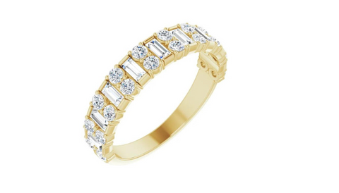 A half eternity band of yellow gold with an pattern of a diamond baguette and 2 round diamonds 