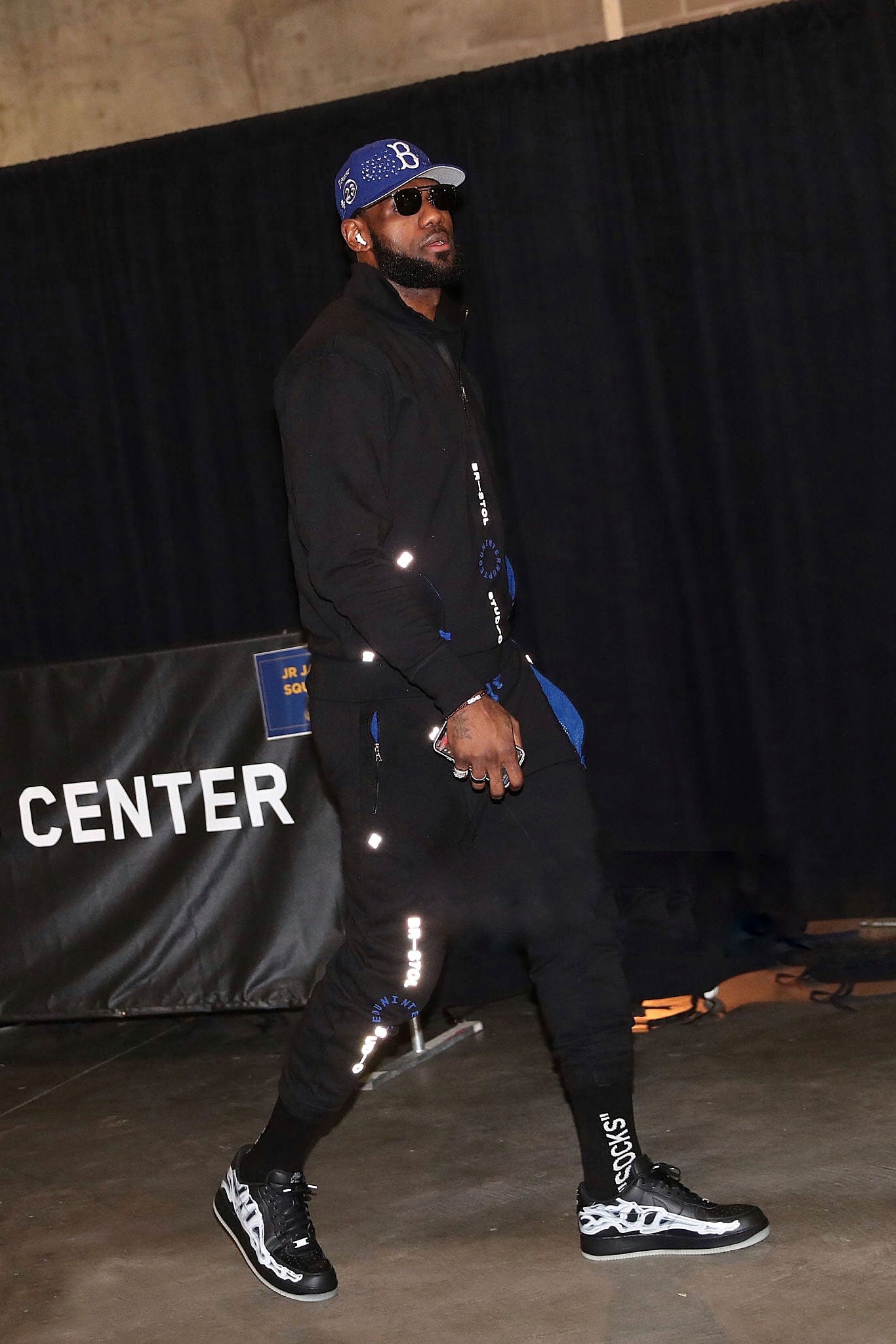 lebron sweatsuit