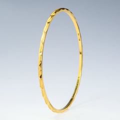 22K yellow gold bangle bracelet