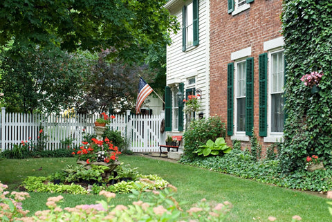 Colonial Revival Landscaping