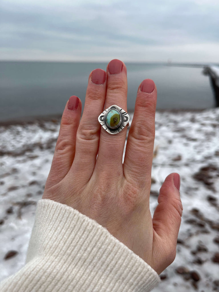 Turquoise ring by Felicia of @littlegarlic_studio on Instagram