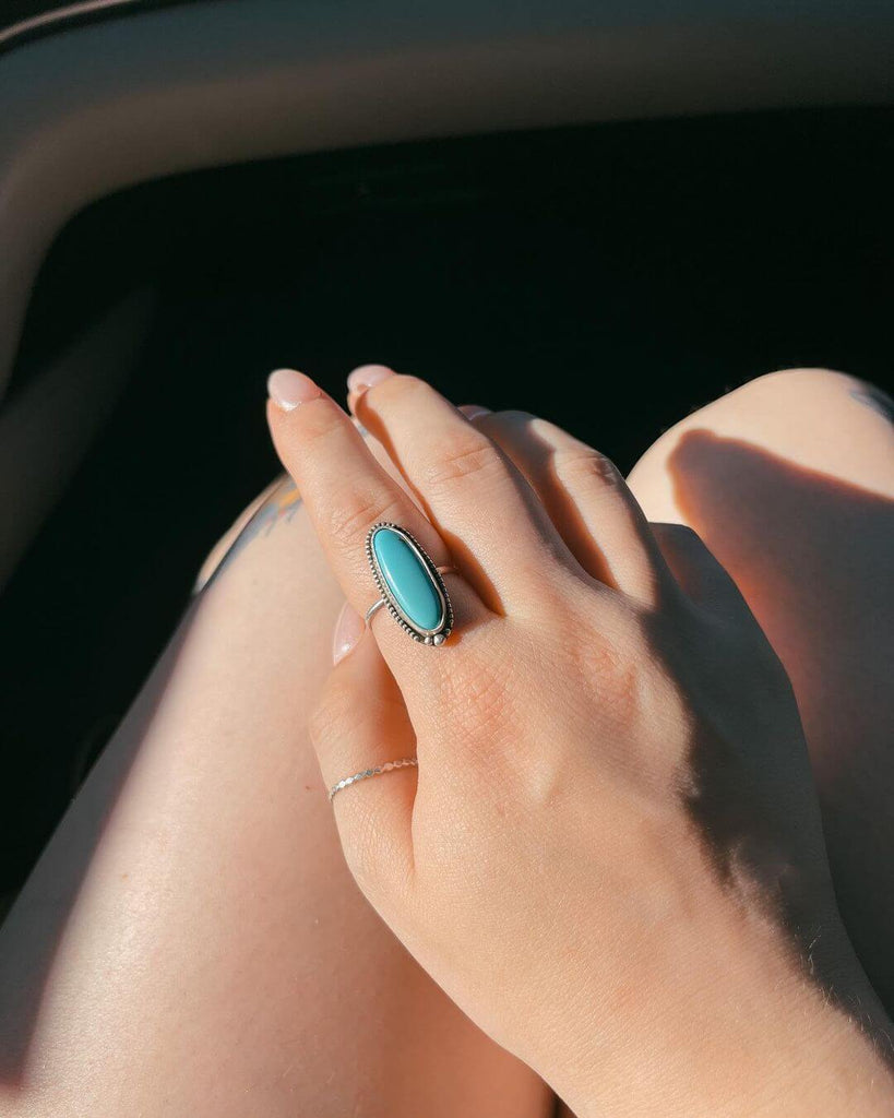 Surfboard-shaped turquoise ring by @wrenovastones