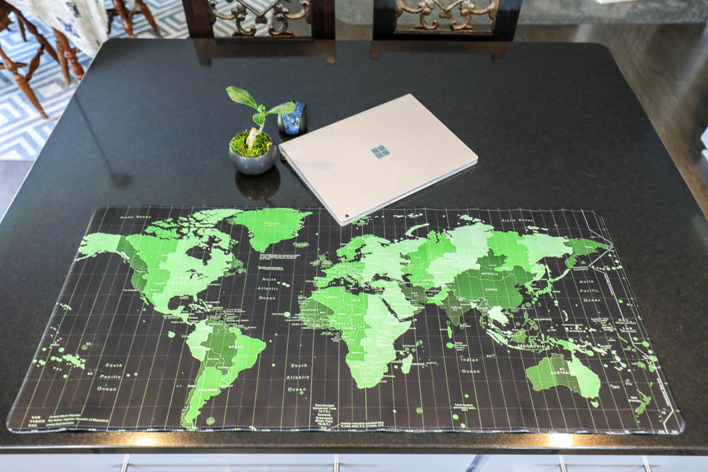Giant World Map Desk Pad – Odditymall