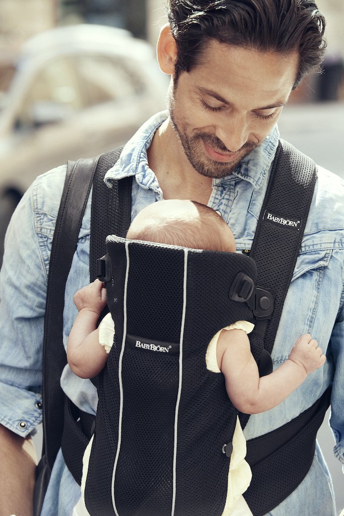 baby bjorn black mesh carrier