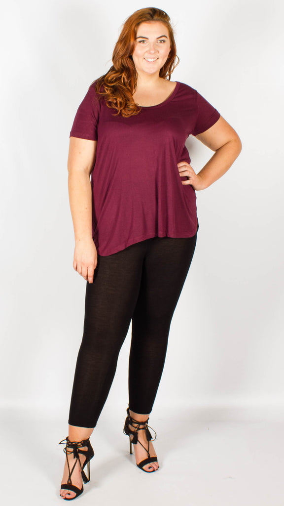 Kaya Wine Scoop Neck T-Shirt – Curvewow