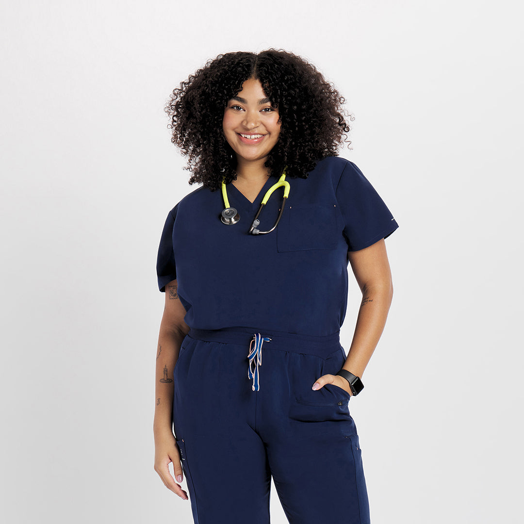 WOMEN'S SCRUBS & UNDERSCRUBS