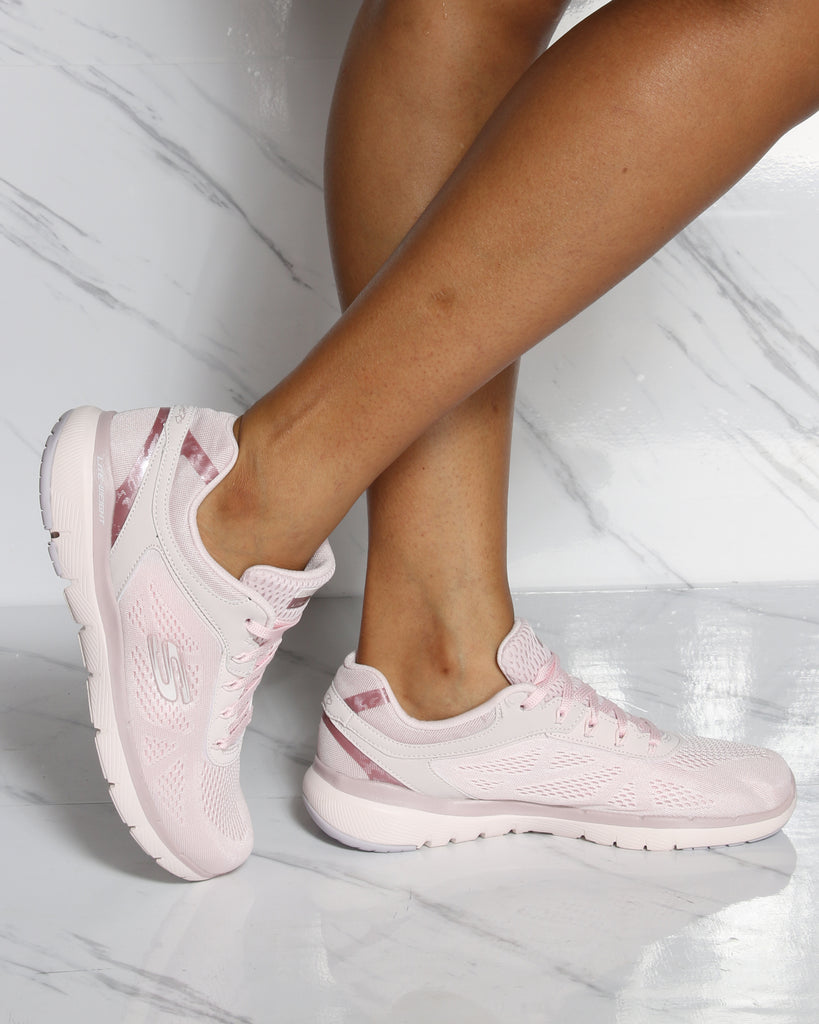 pale pink skechers