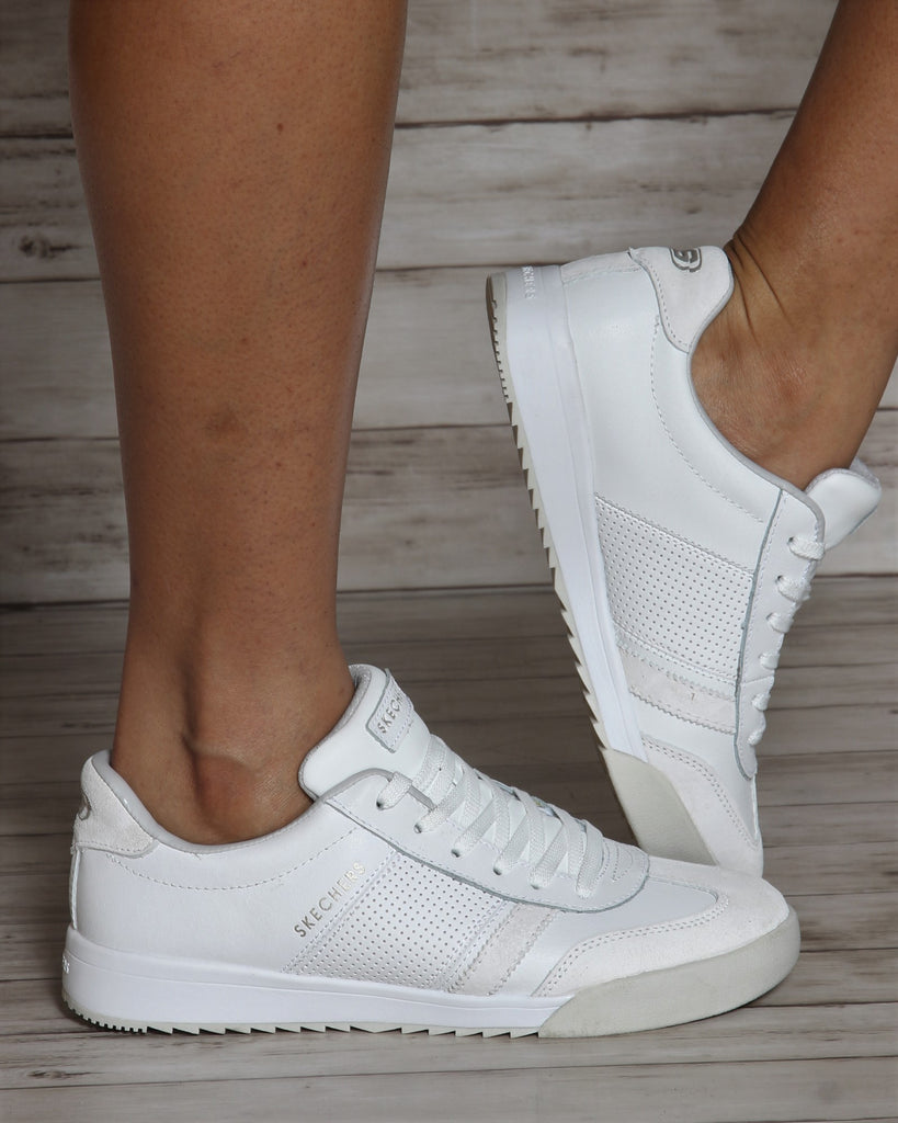 Womens Zinger 20 Fresh Sneaker White Vim Vixen