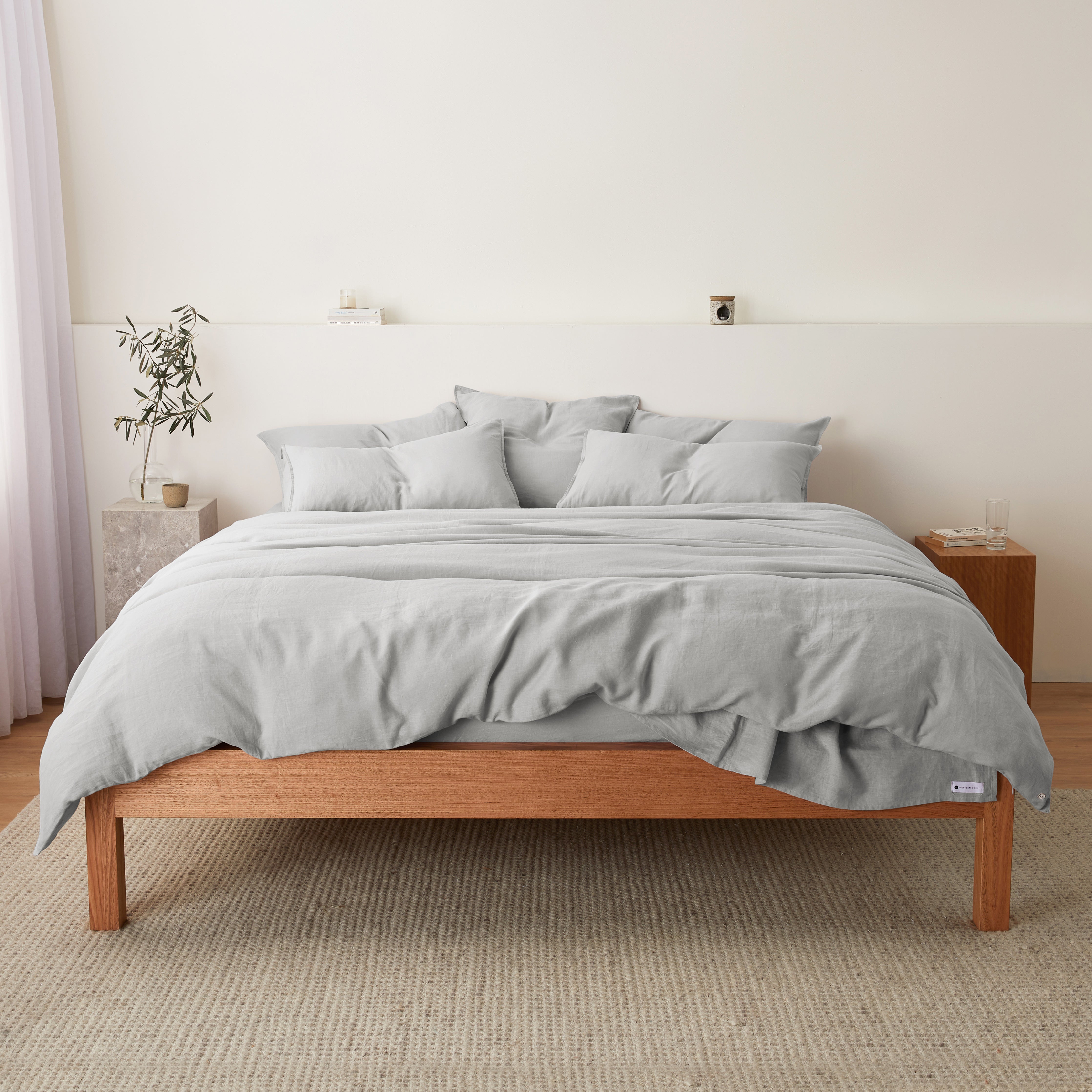 Anatomy of a Bed Glossary – Linen Society