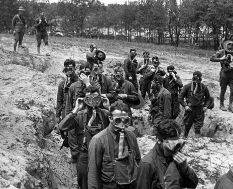 22 April Ypres, Belgium, Germans using Chlorine gas