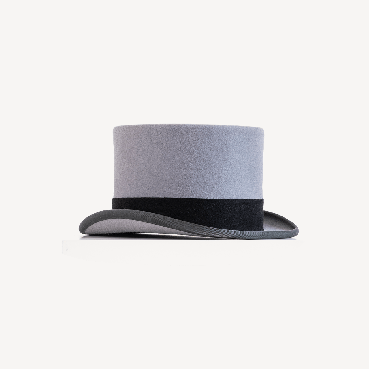 GREY FELT TOP HAT